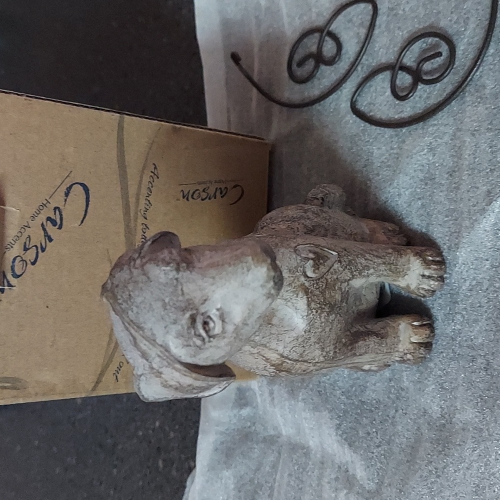 Carson home accents. Faithful companion memorial.  NWT